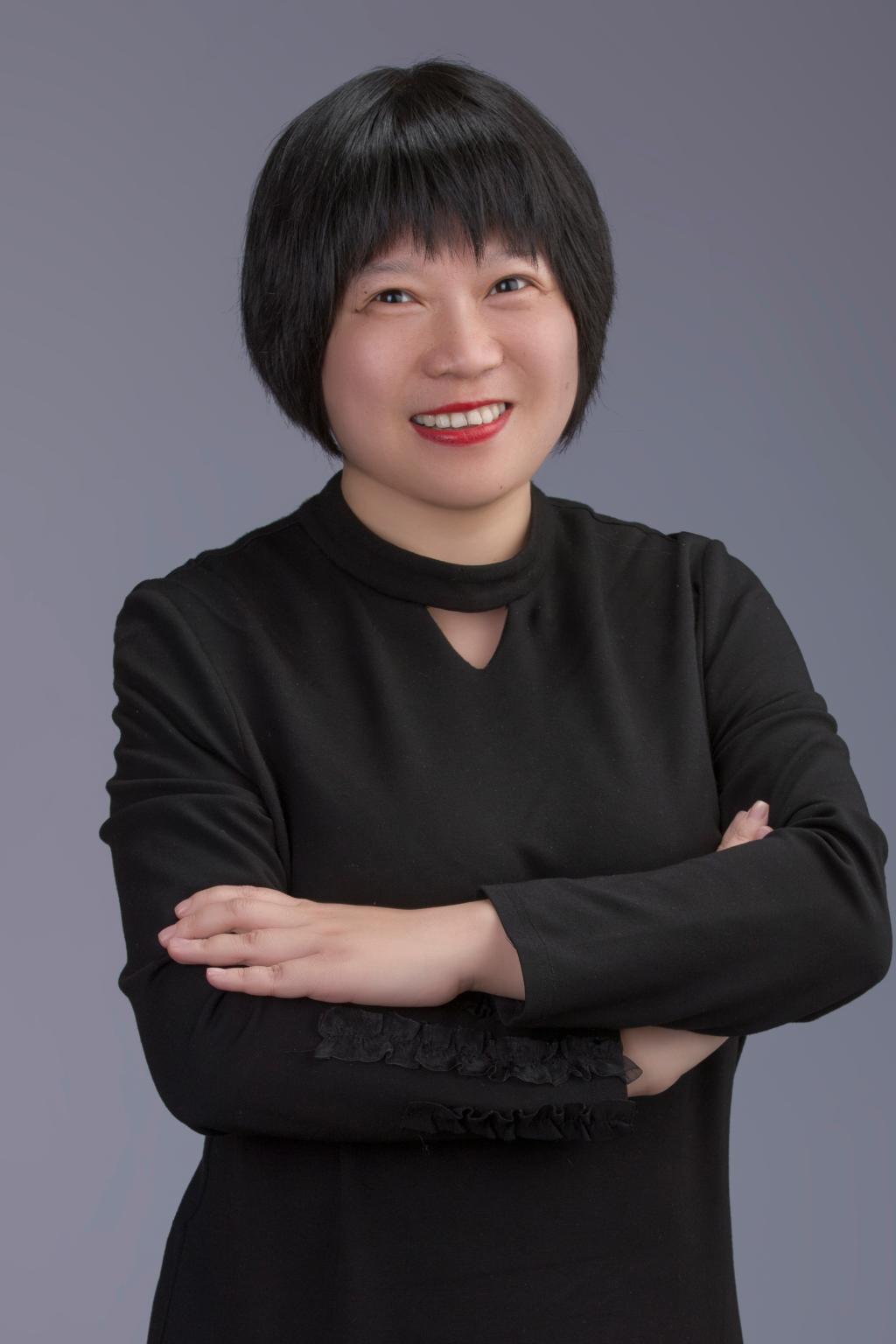 大英部王蕾